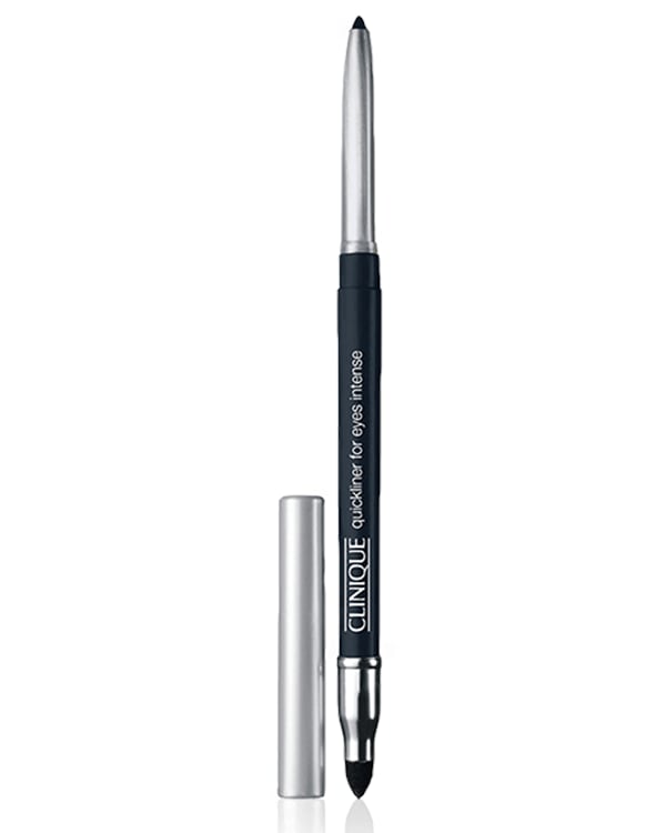 Delineador de ojos Quickliner For Eyes Intense, Obtén toda la intensidad de un delineador líquido en una sola pincelada. Fórmula sedosa que se desliza fácilmente.